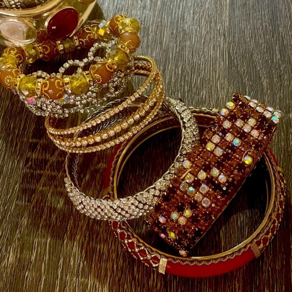 Bundle of 8 Bracelets